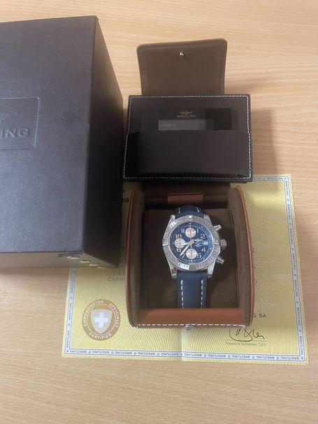 Breitling Avenger II 43mm